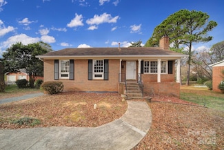 3147 Dawnshire Ave, Charlotte, NC 28216