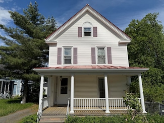 21 Fern St, Bangor, ME 04401