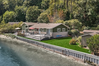 8723 SW Gorsuch Rd, Vashon, WA 98070