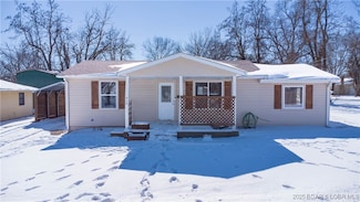 416 W 7th St, Eldon, MO 65026