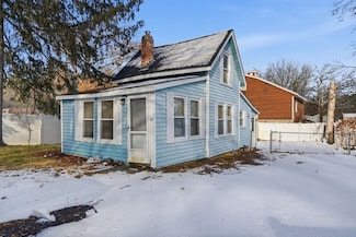 51 Bellevue Ave, Dracut, MA 01826