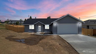 20209 Bald Mountain Dr, Tehachapi, CA 93561