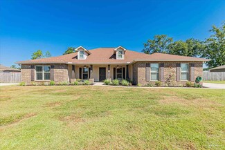 3936 Flour Mill Cir, Pace, FL 32571