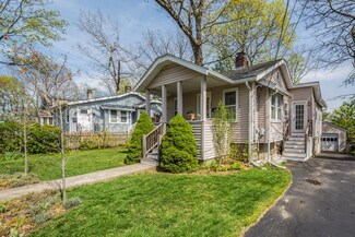 125 Beechwood Rd, Braintree, MA 02184