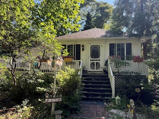 47 Quail Rd, Rocky Point, NY 11778