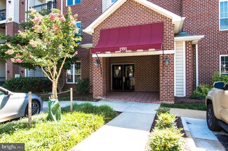 1591 Spring Gate Dr Unit 3101, McLean, VA 22102