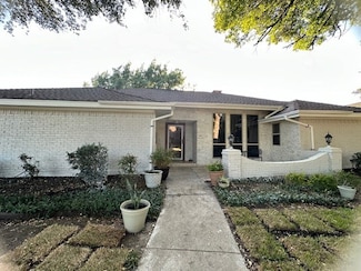 2649 Mariposa Cir, Plano, TX 75075