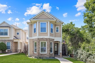 1215 N Bishop Ave, Dallas, TX 75208