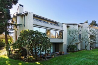 5892 NE Park Point Place, Seattle, WA 98115