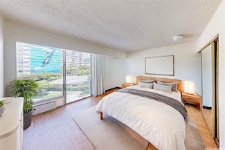 1911 Kalakaua Ave Unit 411, Honolulu, HI 96815