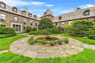 341 Furnace Dock Rd Unit 5, Cortlandt Manor, NY 10567