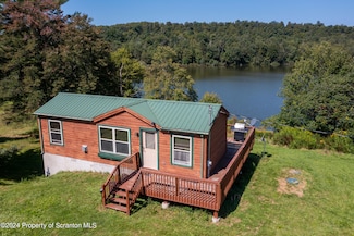 11694 State Route 3004, Springville, PA 18844