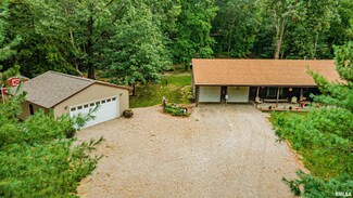 1158 275th Ave, Middletown, IL 62666