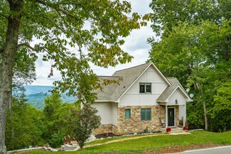6497 Fairview Rd, Hixson, TN 37343