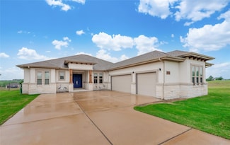 450 Peck St, Kyle, TX 78640