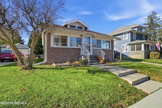 121 N Maple St, Oak Harbor, OH 43449