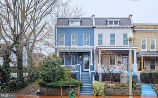 304 12th St NE, Washington, DC 20002