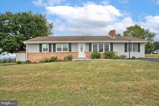 815 Longs Gap Rd, Carlisle, PA 17013