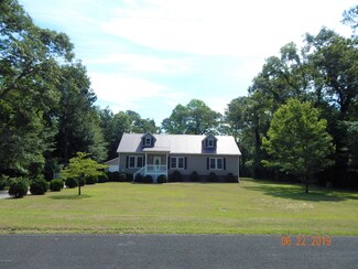 166 E Rock Creek Rd, New Bern, NC 28562