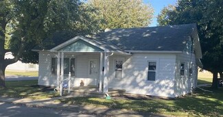 735 Maple St, Tipton, IN 46072