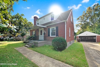 318 Monohan Dr, Louisville, KY 40207