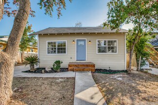 1114 Lee Hall, San Antonio, TX 78201