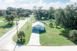 901 Fordson Ave, La Belle, FL 33935