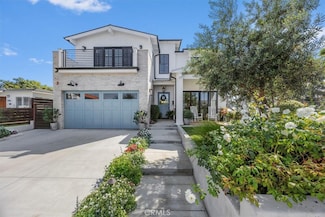 1400 17th St, Manhattan Beach, CA 90266
