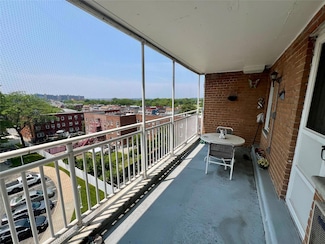 86-11 151st Ave Unit 5M, Howard Beach, NY 11414