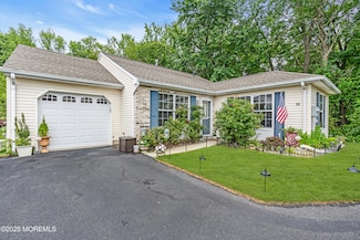 75 Farnworth Close Unit 1000, Freehold, NJ 07728