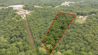 000 Nutall Oak Dr, Sunrise Beach, MO 65079