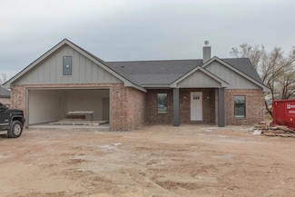 111 Echols Dr, Coahoma, TX 79511