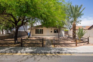 2936 E Beck Ln, Phoenix, AZ 85032