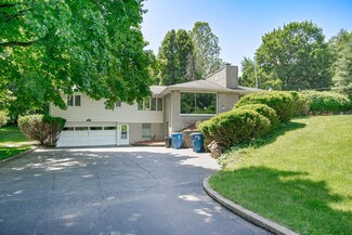 5023 Angling Rd, Portage, MI 49024
