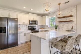 3299 Queensgate Way, Mount Pleasant, SC 29466