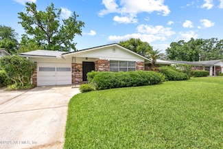 5428 Pittman Dr N, Jacksonville, FL 32207