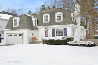 2538 Kenilworth Ave, Wilmette, IL 60091