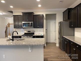 5044 Harris Woods Blvd, Charlotte, NC 28269
