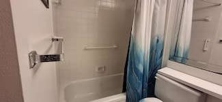 141 Lake Pine Cir Unit A-1, Greenacres, FL 33463