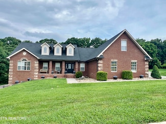 1329 Robert Ridge Rd, Sevierville, TN 37862
