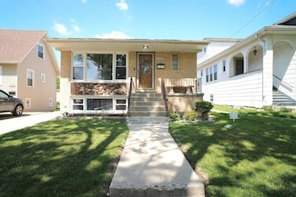 1428 1/2 N Ashbel Ave, Berkeley, IL 60163