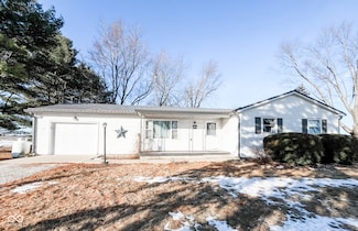 9349 S Us Highway 231, Ladoga, IN 47954