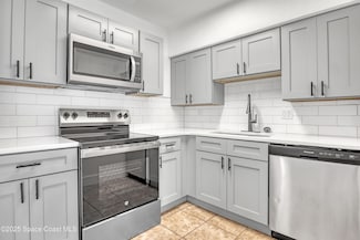 2152 Post Rd, Melbourne, FL 32935