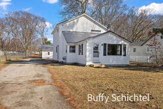 3918 Hess St, Norton Shores, MI 49444