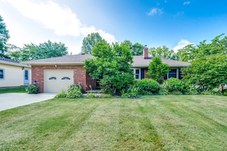 205 Longview Dr, Wadsworth, OH 44281