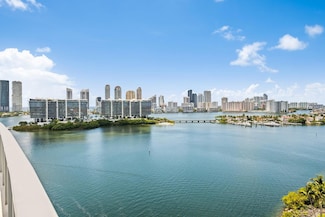 3300 NE 188th St Unit UPH09, Aventura, FL 33180