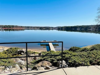 680 E East Hiawatha Dr Unit 405, Wisconsin Dells, WI 53965