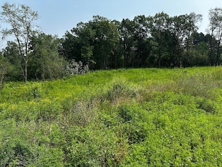 10 Pondview Trail, Vadnais Heights, MN 55127