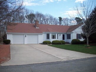 30 Doctor Stanton Rd, Dennis, MA 02638