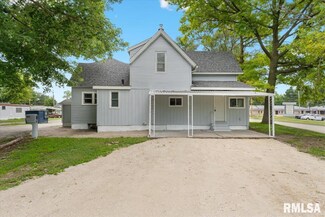 3916 W Locust St, Davenport, IA 52804